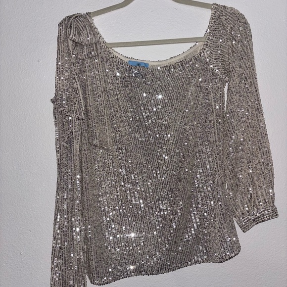 CeCe Tops - CeCe Women's Silver-Gold Sequin One Shoulder Top Size M Lightweight